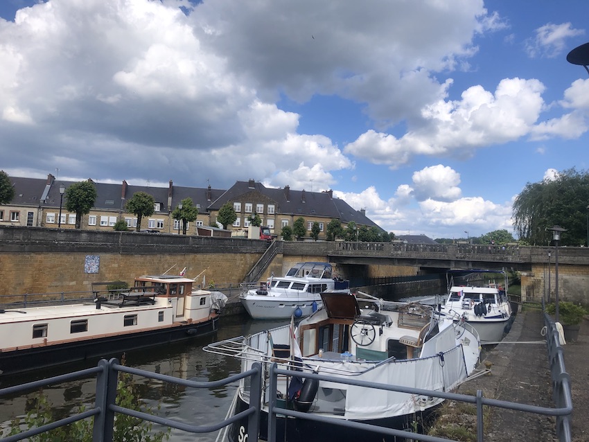 Le Chesne pont.jpg