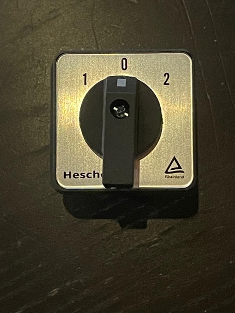 switch.jpg